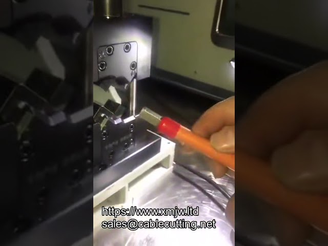 4 mm²'ye Kadar Kablolar İçin Borusal Terminal Sıkma Pensesi Kullanımı